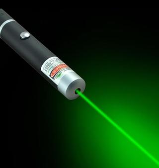 Caneta Laser Pointer Verde 1000mw Lanterna Ate 8km