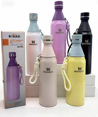 Garrafa Térmica de aço Inoxidável de alta qualidade alça lateral 500ML Academia Camping